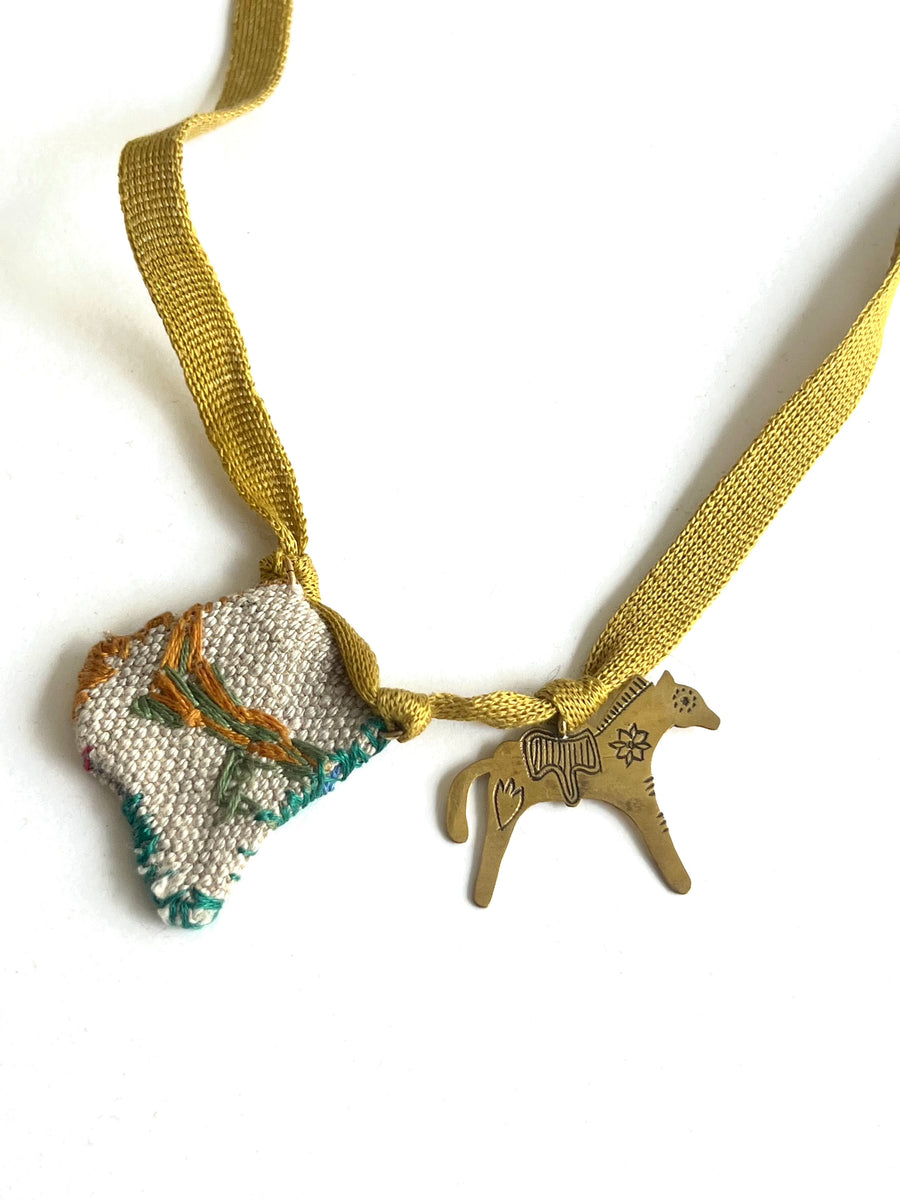 N°1 COLLIER ombre claire