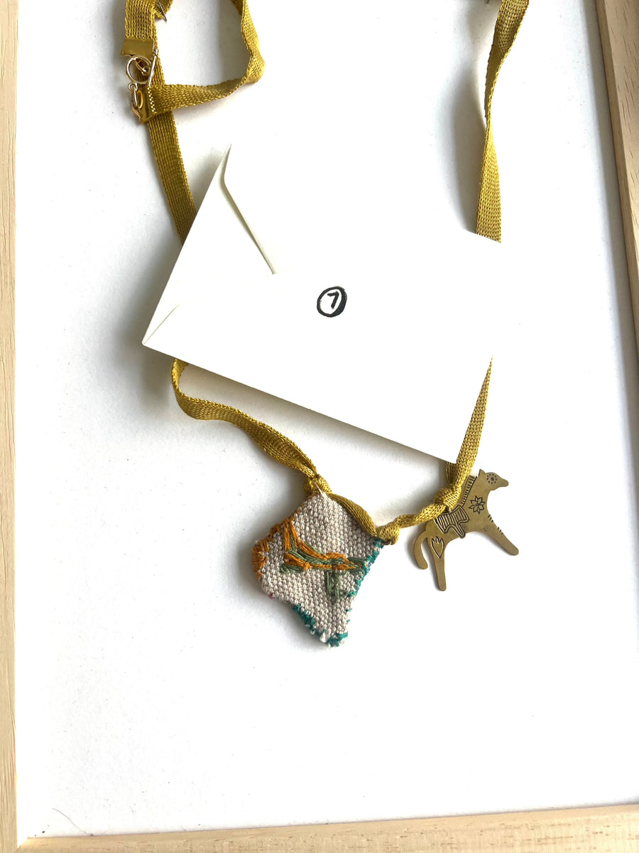 N°1 COLLIER ombre claire